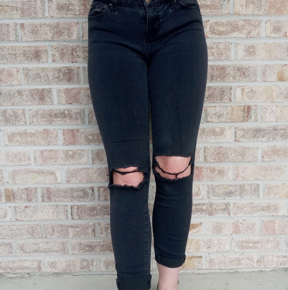 Ripped Skinny Jeans